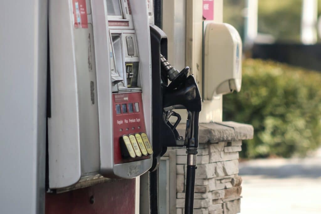 ¿Por qué sube la gasolina?