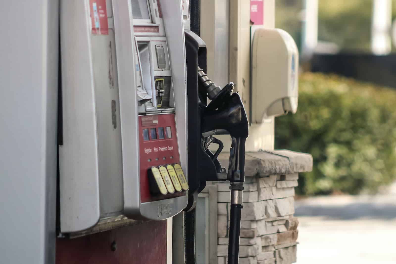 ¿Por qué sube la gasolina?