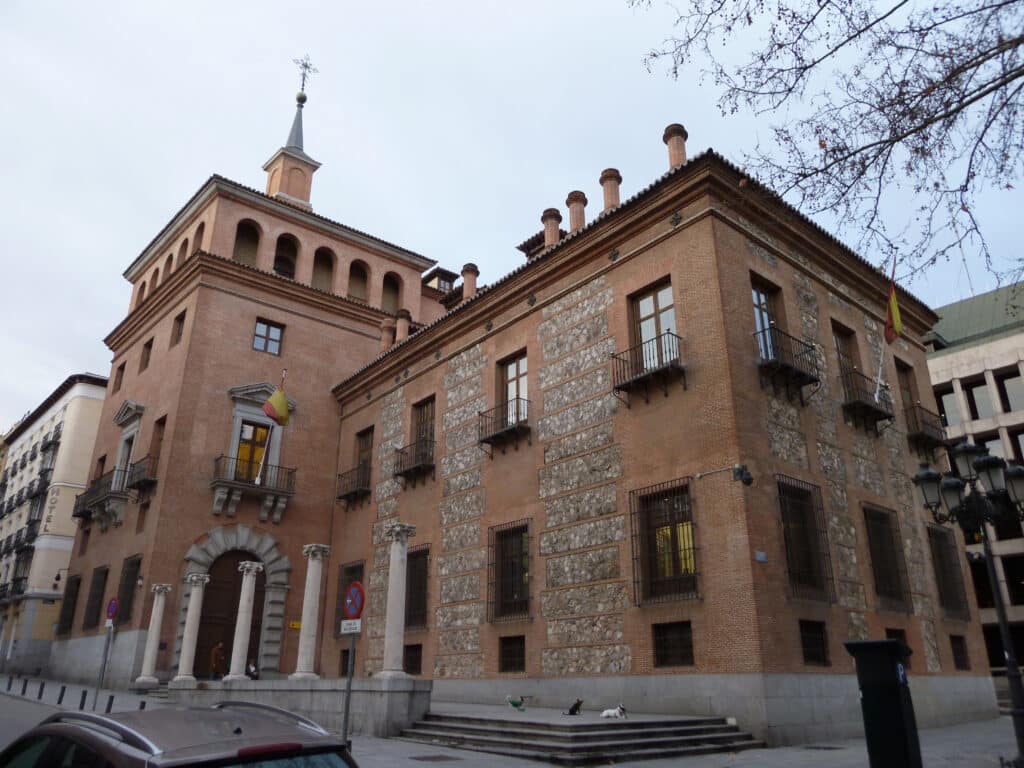 Casa de las 7 Chimeneas Madrid 06