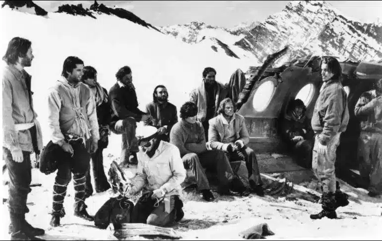 sobrevivientes de los andes crop1665693753234.jpg 1970638775