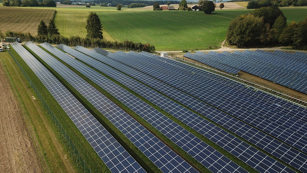 photovoltaic 4525178 1280